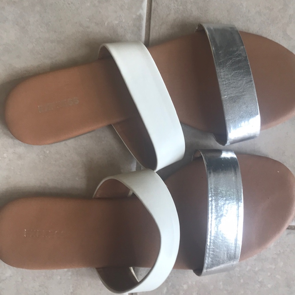 Express size 8 sandals new  never worn silver and white